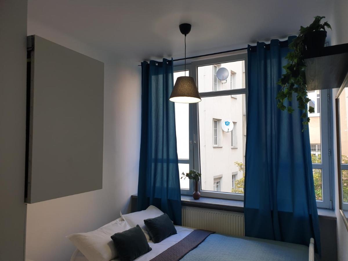 Unit Warsaw Room In Hostel Solec50 By Metro Station Centrum Kopernika Elektrownia Powisle Stadion Narodowy Eksteriør bilde